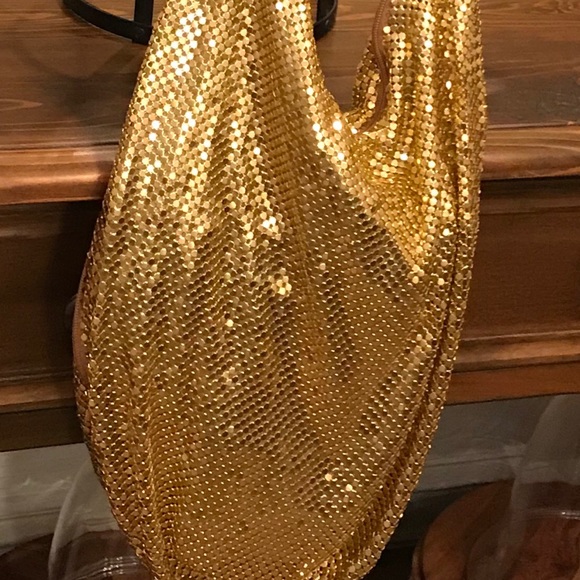 Handbags - ✨SALE 💋💋✨✨Bundle & Save Glitzy Vintage Bag